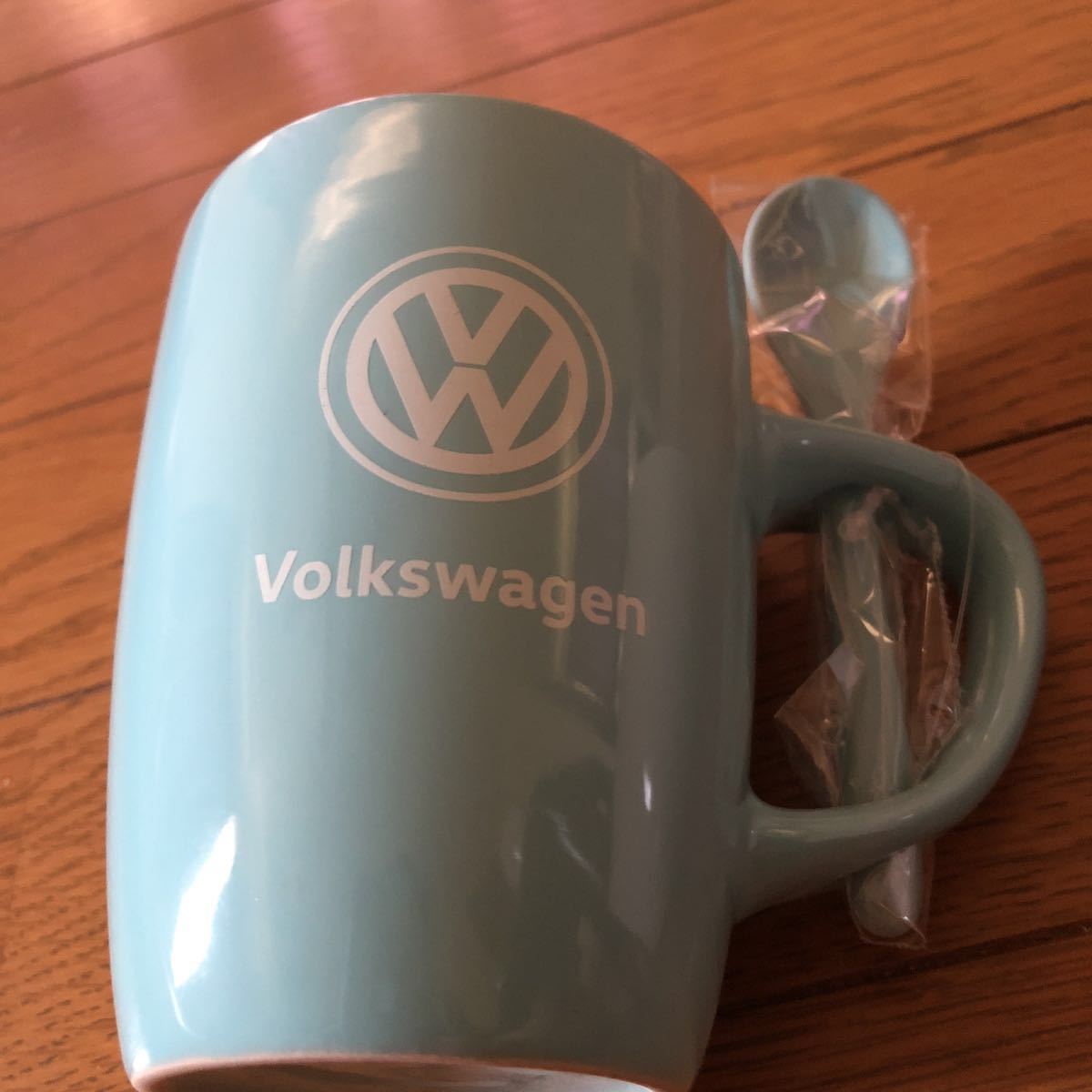 激レア非売品 Volkswagen フォルクスワーゲン 陶器製 スプーン付き マグカップ 2個セット ノベルティ_画像5