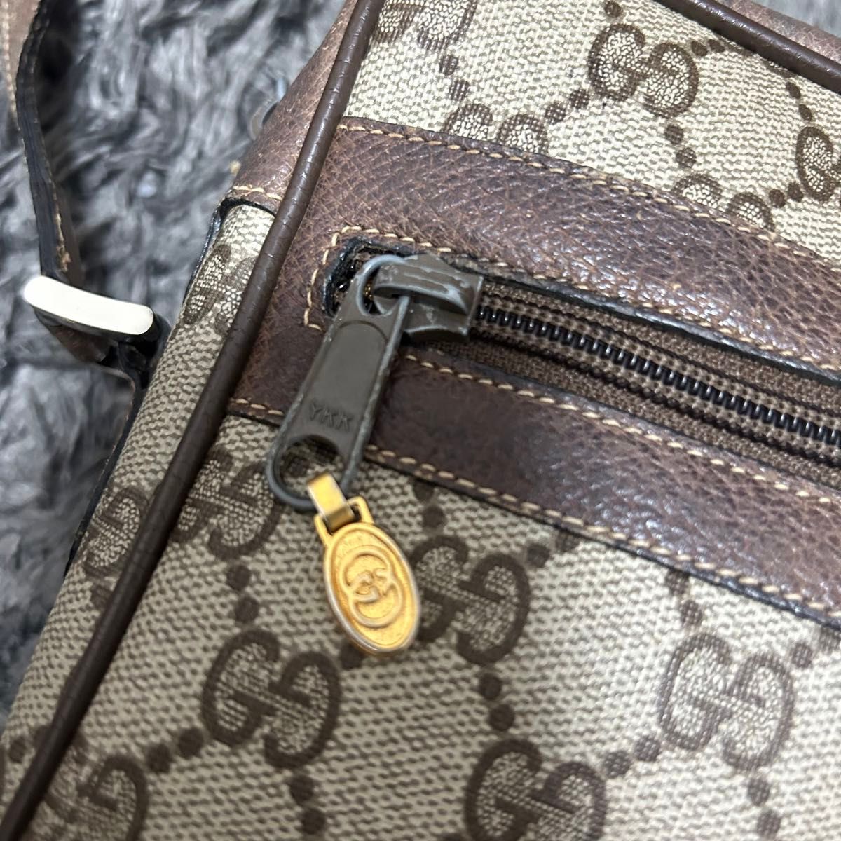 GUCCI シェリーライン ショルダーバッグ グッチ レザー GG柄 GUCCI シェリーライン ショルダーバッグ グッチ レザー GG柄