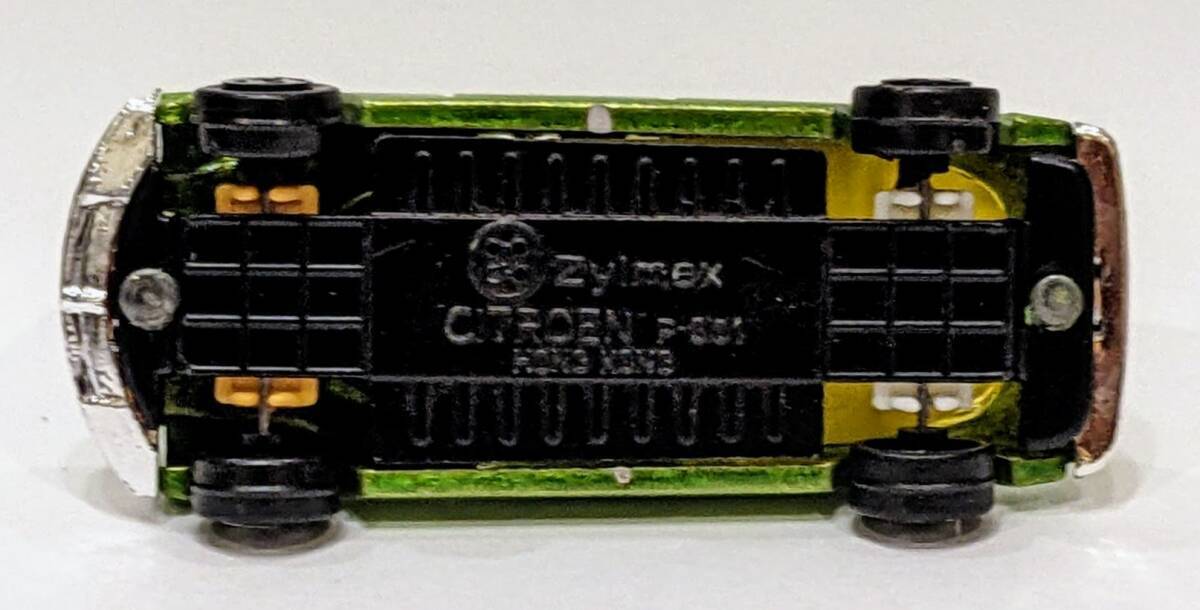 香港製 ジルメックス シトロエンDS 箱付き :: Yahoo!Auction 香港製 ジルメックス シトロエンDS 箱付き :: Yahoo!Auction