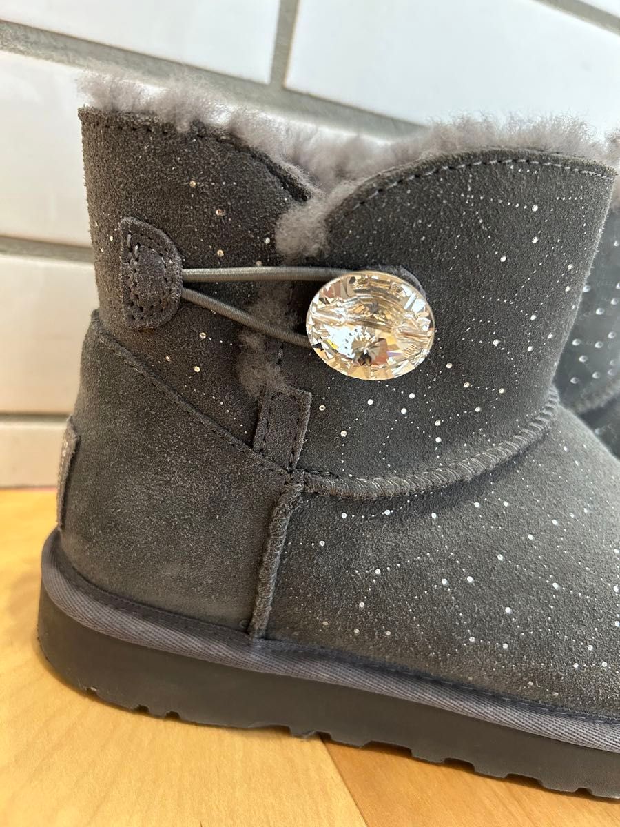 UGG ♡ スワロフスキームートン UGG ♡ スワロフスキームートン