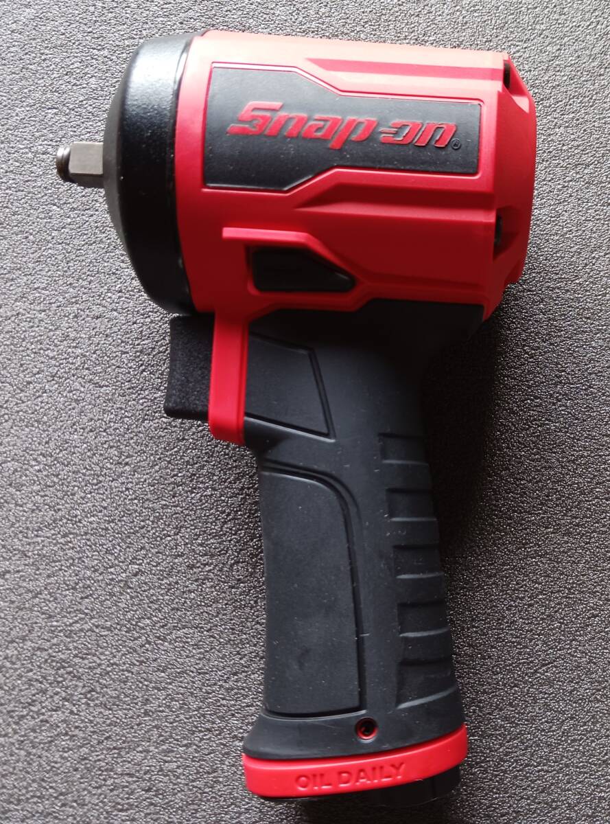 SNAP-ON スタッピー・エアーインパクトラチェット PT338(レッド) SNAP-ON スタッピー・エアーインパクトラチェット PT338(レッド)