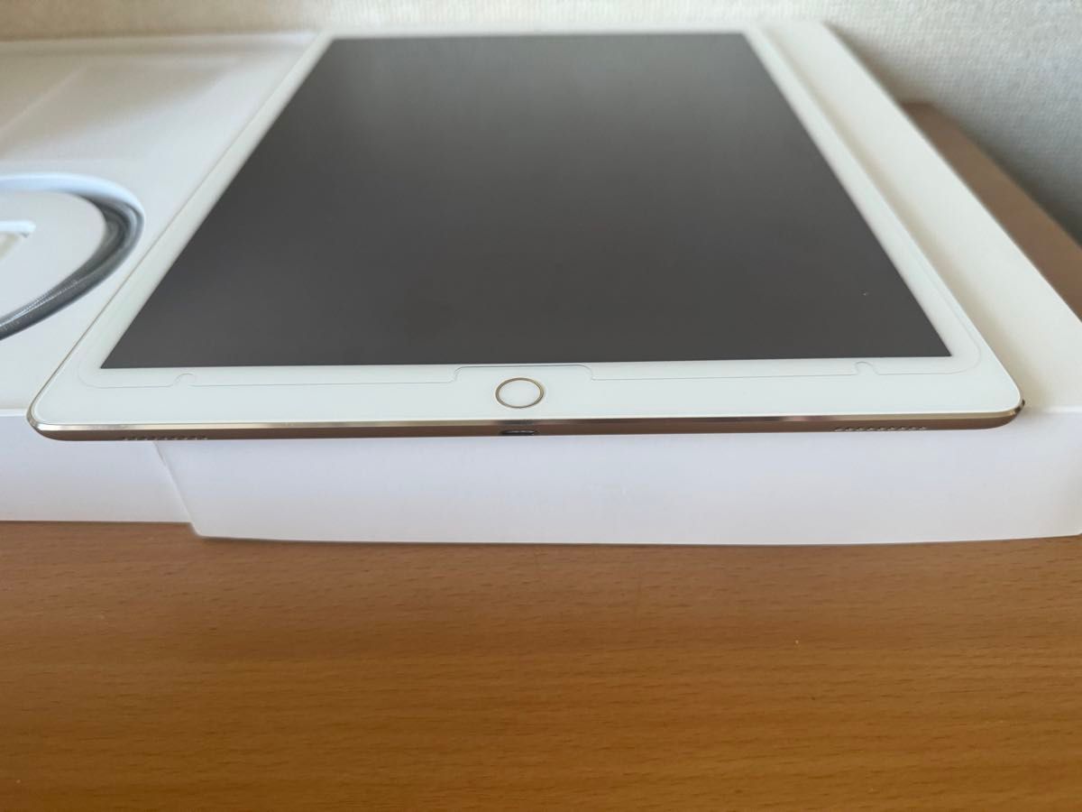 iPad Pro 12 9インチ Wi-Fi 32GB ゴールド ML0H2J/A A1584 動作 iPad Pro 12 9インチ Wi-Fi 32GB ゴールド ML0H2J/A A1584 動作