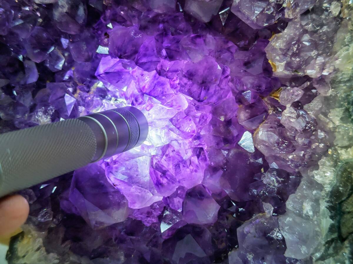 紫水晶】 5 8kg アメジスト 水晶 クォーツ 原石 鑑賞石 自然石 紫水晶】 5 8kg アメジスト 水晶 クォーツ 原石 鑑賞石 自然石