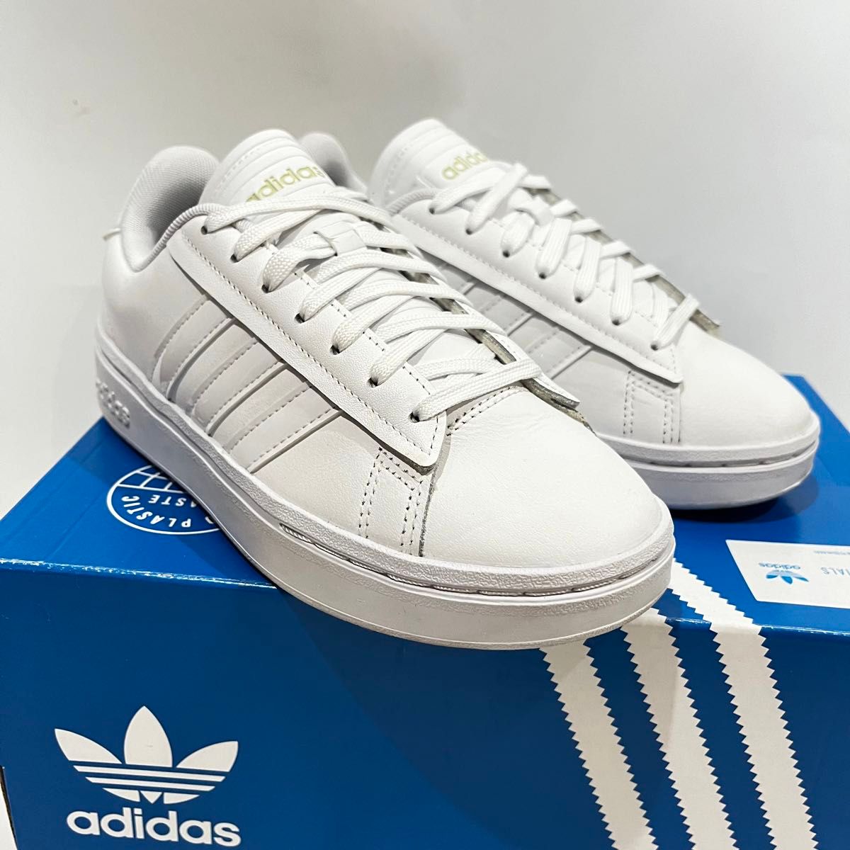 アディダス グランドコート ALPHA W スニーカー ホワイト adidas