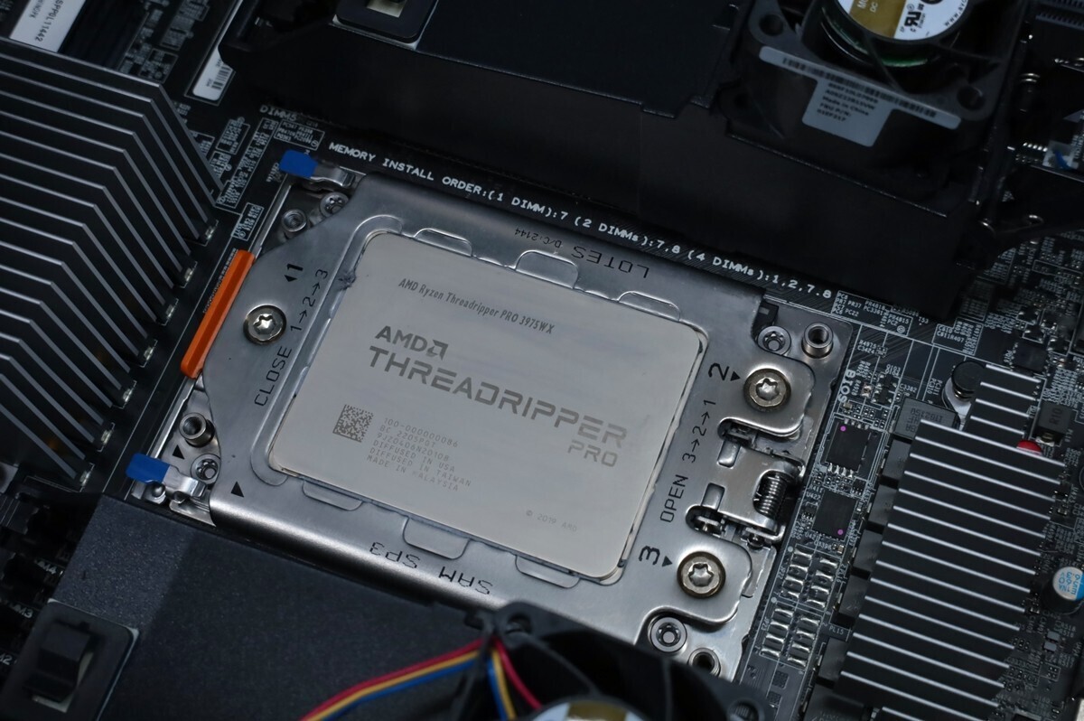 怪物 Lenovo ThinkStation P620 WorkStation AMD Ryzen 怪物 Lenovo ThinkStation P620 WorkStation AMD Ryzen