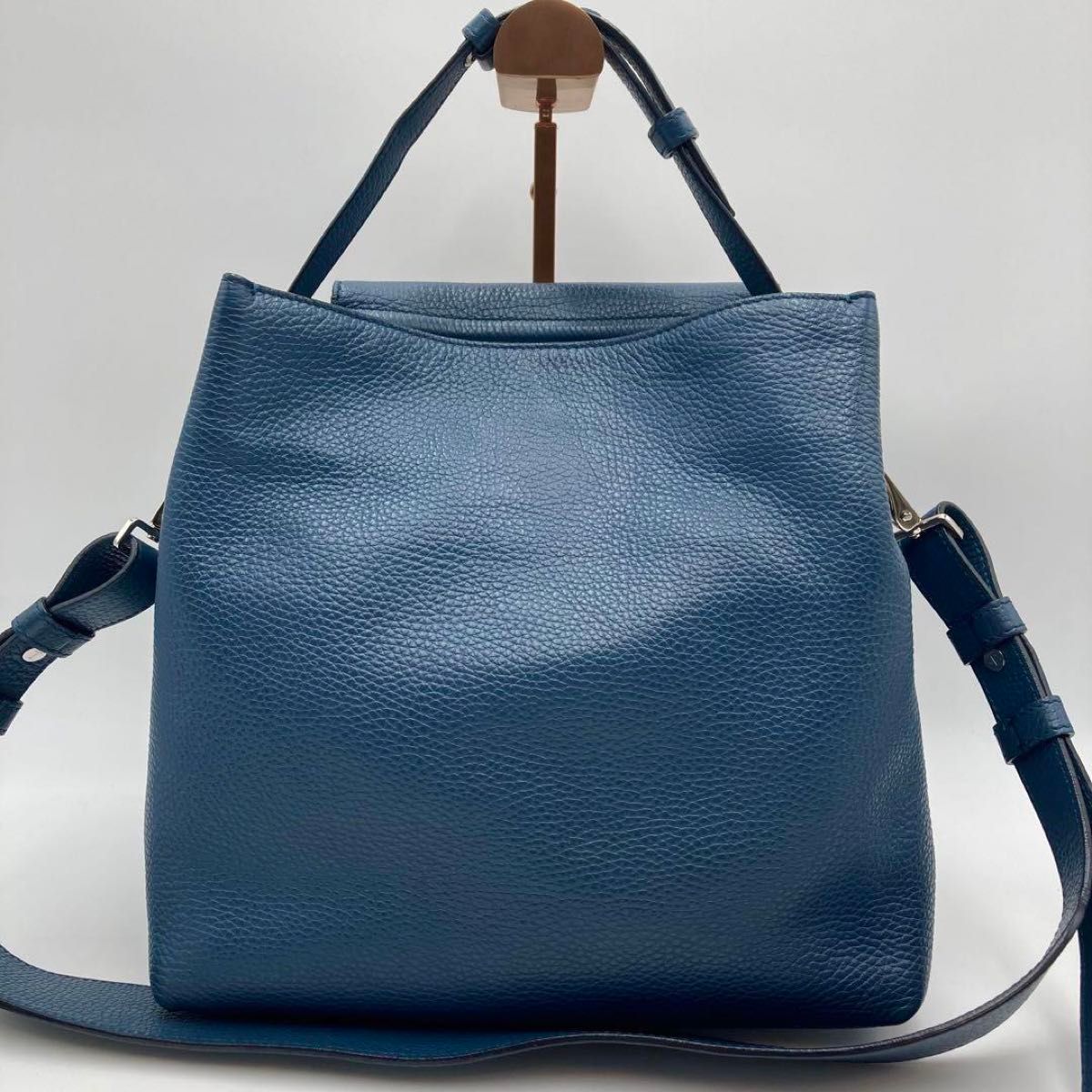 極美品】TOD'S トッズ ジョイ セア スモール ハンドバッグ 2way 極美品】TOD'S トッズ ジョイ セア スモール ハンドバッグ 2way
