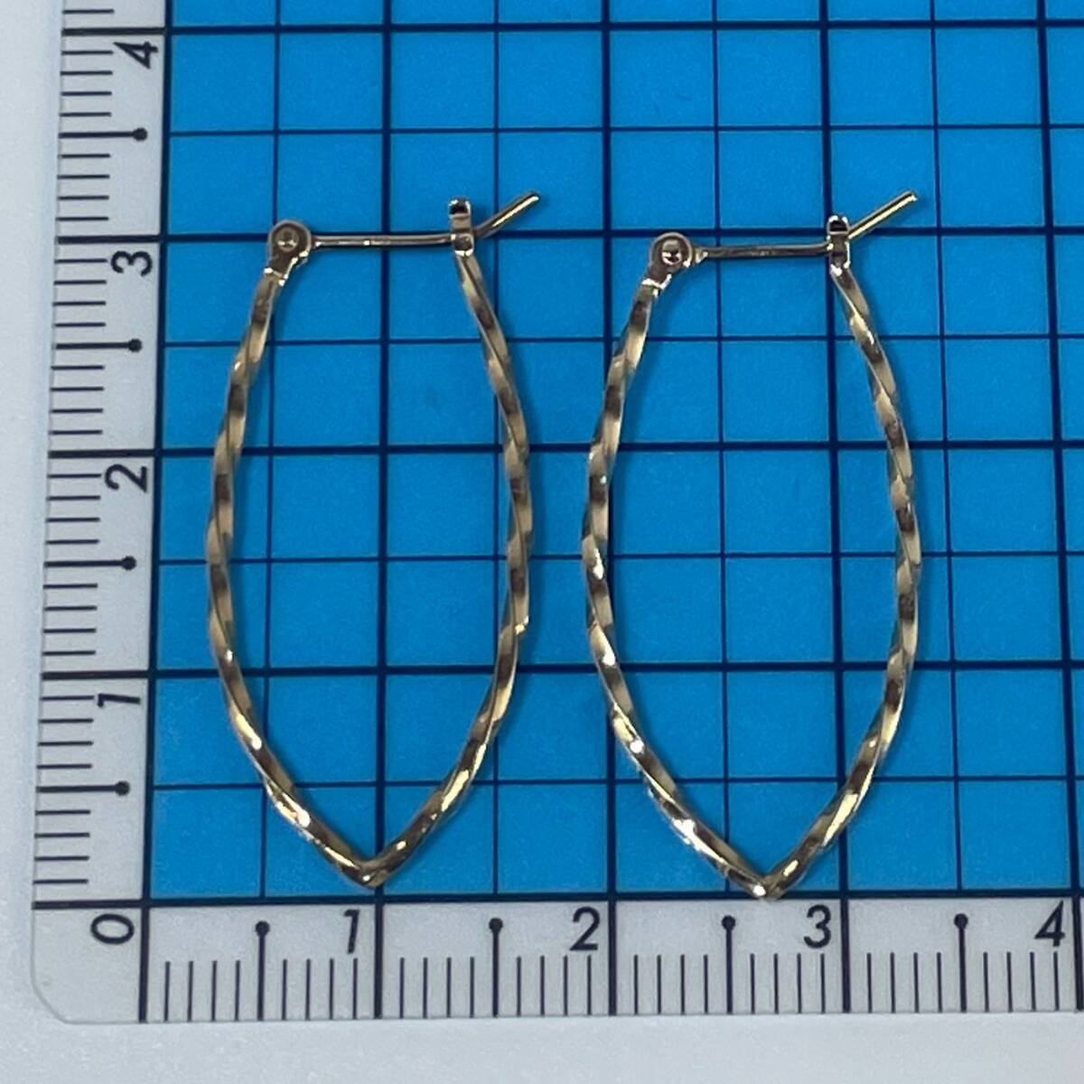 アガット マーキス ツイスト ピアス K10 /24-1672S|Yahoo アガット マーキス ツイスト ピアス K10 /24-1672S|Yahoo