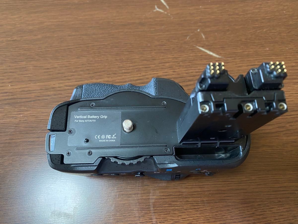 NEEWER製 SONY VG-C77AM 互換縦位置バッテリーグリップ 動作 NEEWER製 SONY VG-C77AM 互換縦位置バッテリーグリップ 動作