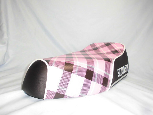 # Squash pink check pattern & black Anne ko pulling out plating lmolding attaching original re-covering seat pin ska ska pin SQUASH AB11