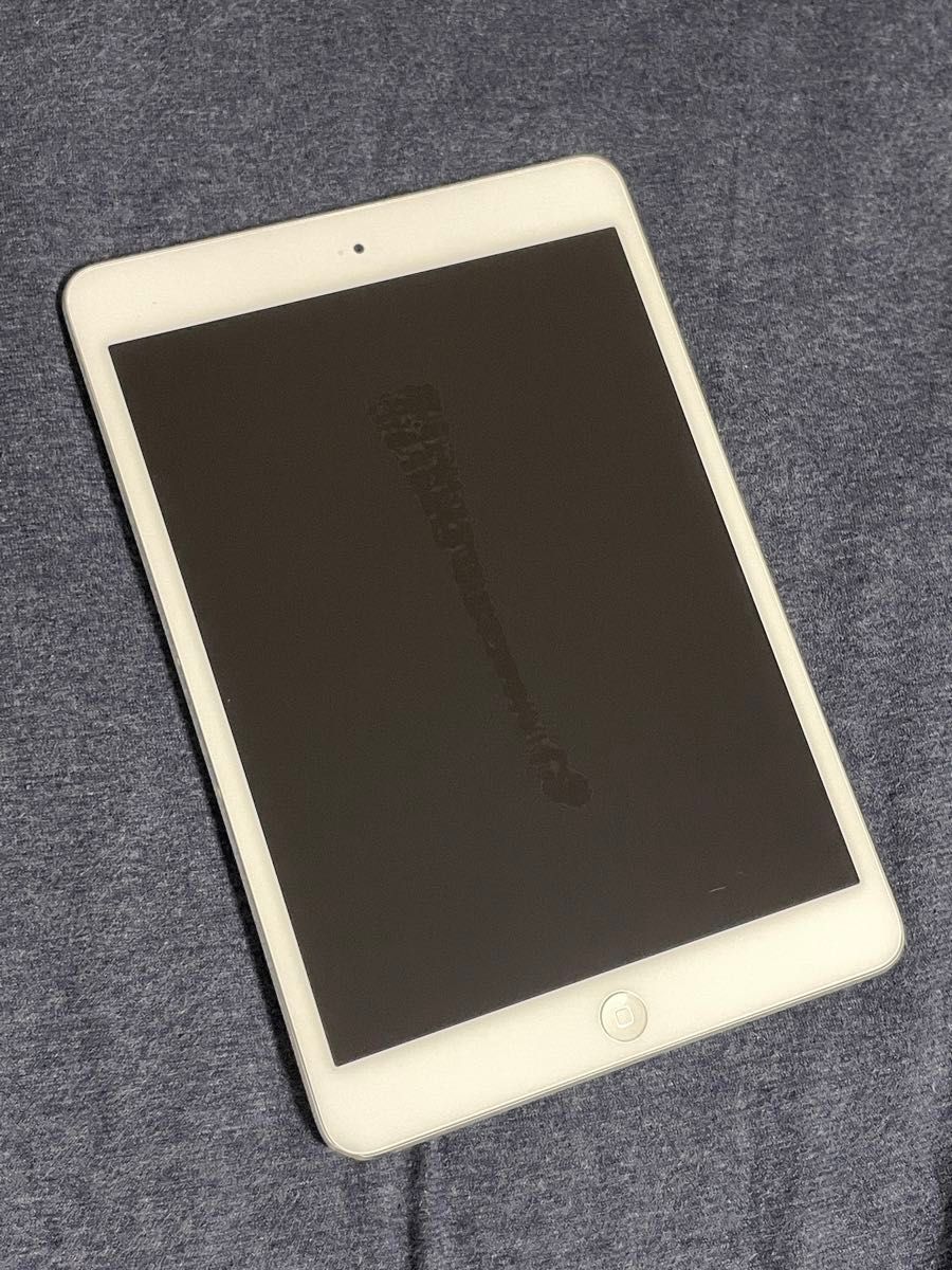 iPad mini 初代 第1世代 Wi-Fiモデル 16GB ホワイト MD531J/A 中古 ジャンク品 iPad mini 初代 第1世代 Wi-Fiモデル 16GB ホワイト MD531J/A 中古 ジャンク品