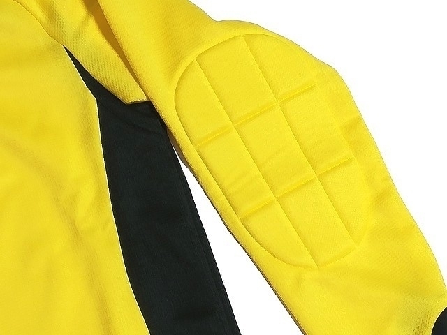 [ новый товар ] обычная цена 8900 иен Umbro /umbro голкипер длинный рукав tops UAS6607G[M] желтый цвет / желтый * верхняя одежда мужчина футбол SOCCER мужской keeper 