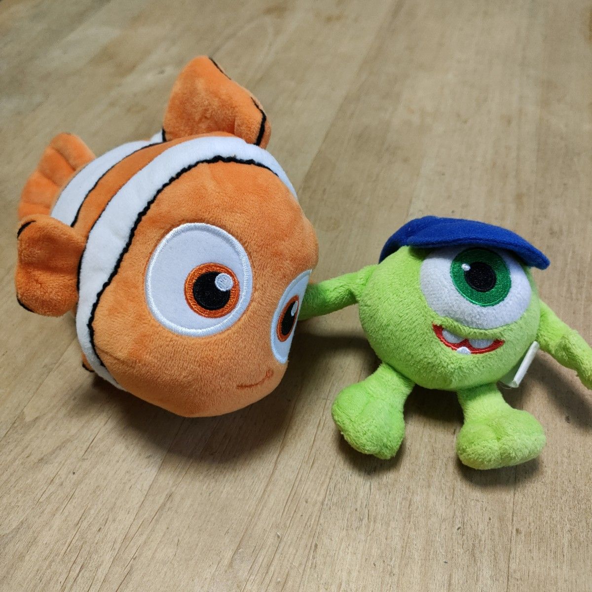 ファインディングニモ モンスターズインク マイク ぬいぐるみ ファインディングニモ モンスターズインク マイク ぬいぐるみ