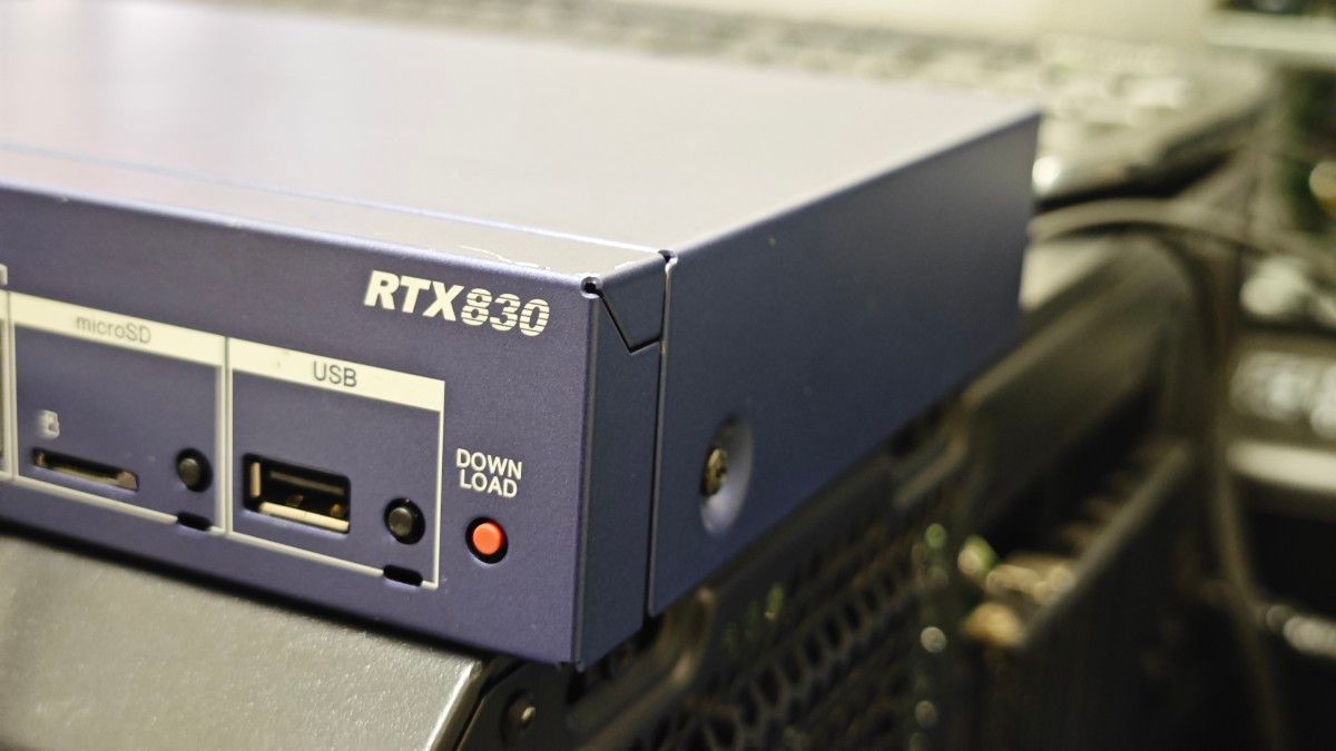 ⑧ 中古美品 YAMAHA RTX830 初期化完了 最新Rev 15 02 30 ギガ ⑧ 中古美品 YAMAHA RTX830 初期化完了 最新Rev 15 02 30 ギガ