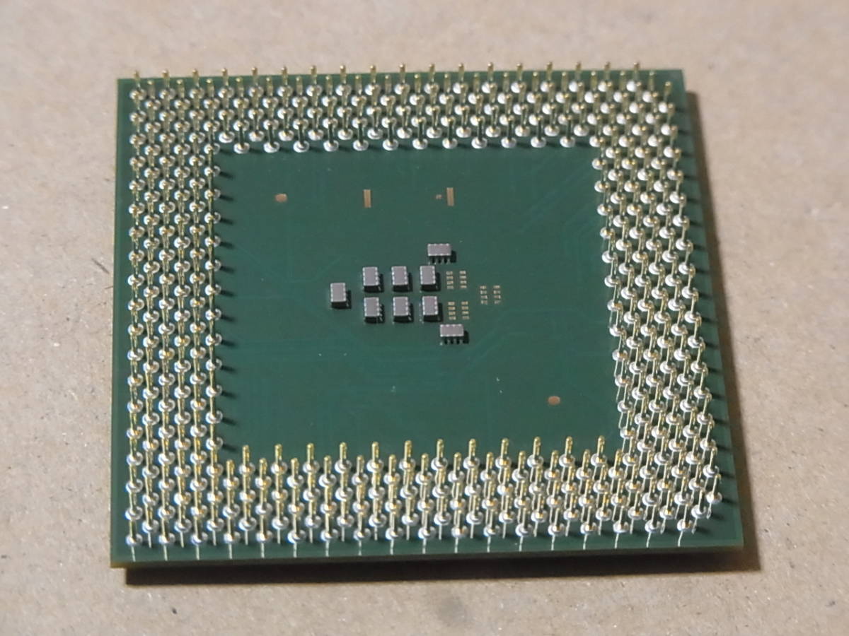 *Intel Celeron 1.20GHz SL6C8 1200/256/100/1.5 Tualatin Socket 370 (Ci0638)