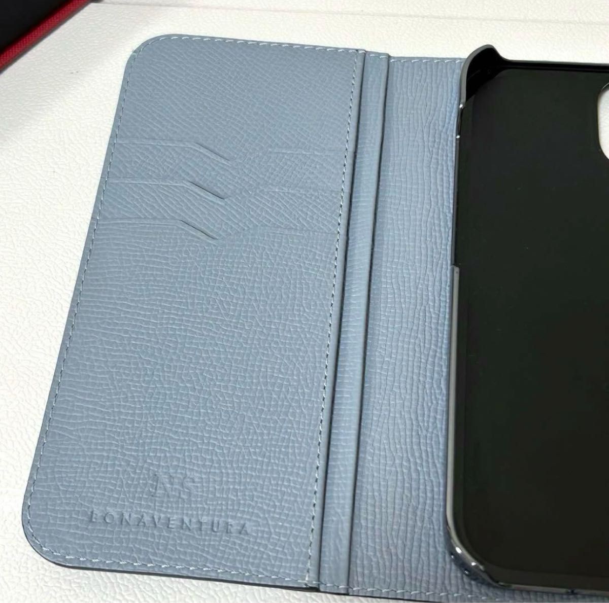 ほぼ新品bonaventuraボナベンチュラiPhone14ダイアリーケース ほぼ新品bonaventuraボナベンチュラiPhone14ダイアリーケース