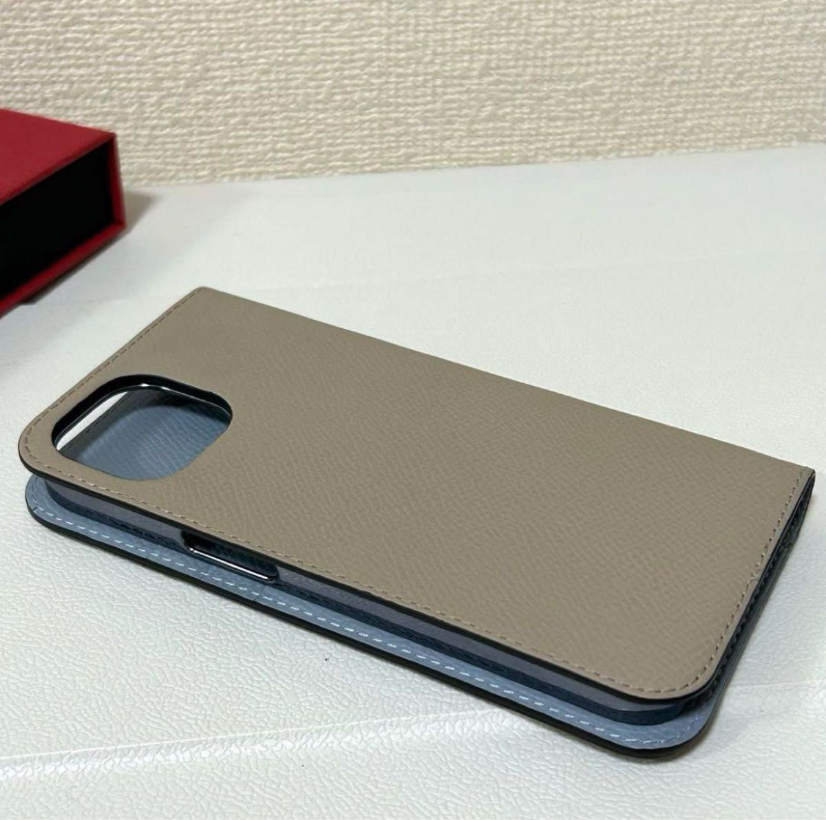 ほぼ新品bonaventuraボナベンチュラiPhone14ダイアリーケース ほぼ新品bonaventuraボナベンチュラiPhone14ダイアリーケース
