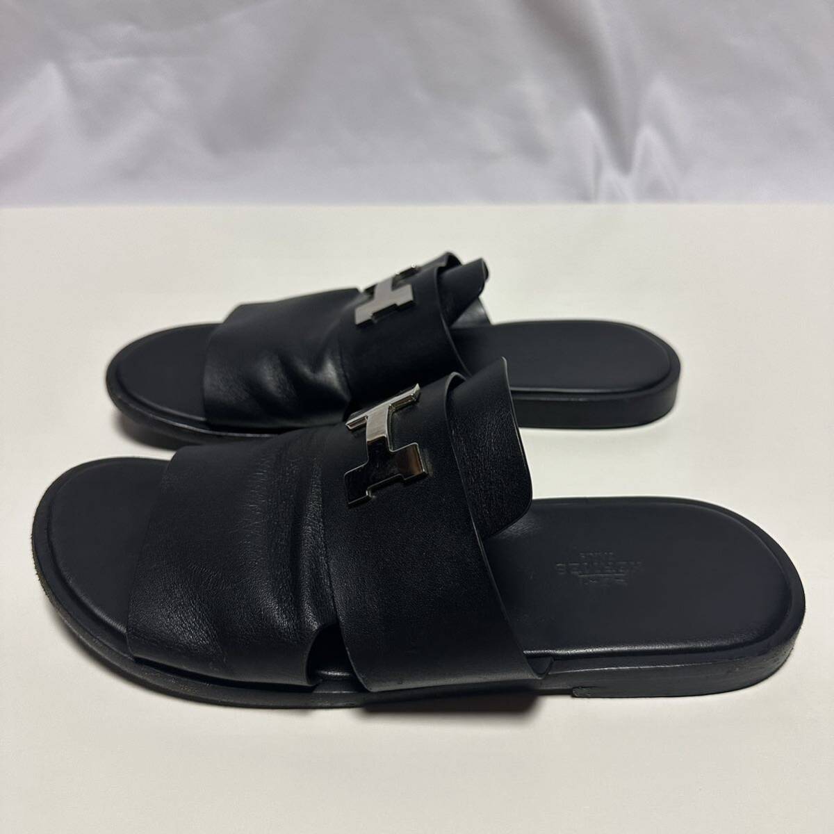 希少 HERMES エルメス アルル サンダル メンズ 40 ブラック 希少 HERMES エルメス アルル サンダル メンズ 40 ブラック