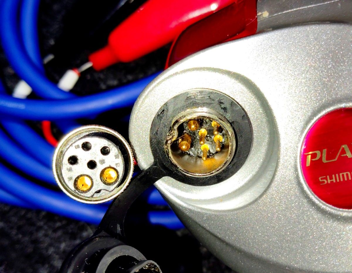 電動リール シマノ 電動丸3000プレイズ 美品 オーバーホール 電動リール シマノ 電動丸3000プレイズ 美品 オーバーホール
