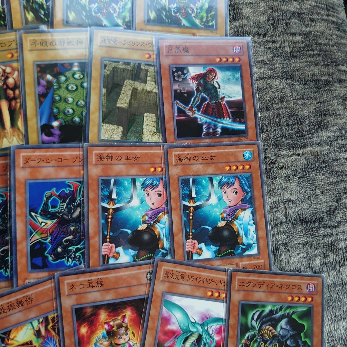 遊戯王 初期・2期 ノーマル字レア 大量まとめ売り3100枚以上 遊戯王 2期3期ノーマルレアまとめ売り|Yahoo!フリマ(旧PayPay