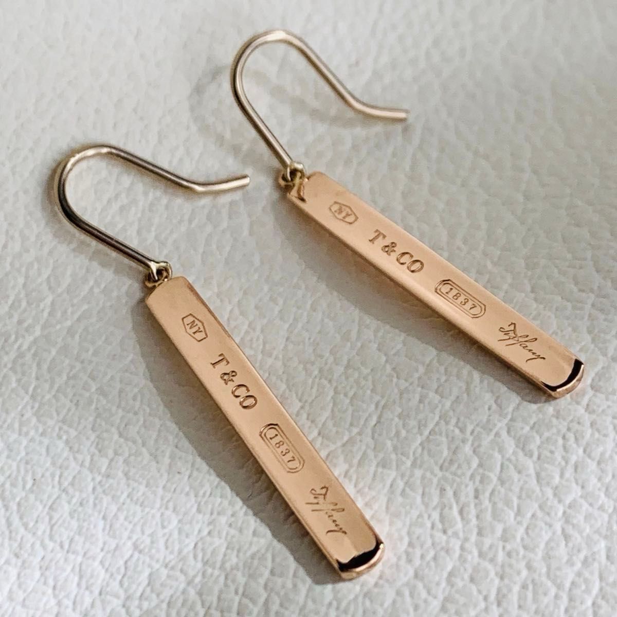 TIFFANY&CO ティファニー ピアス Tバー ピアス しょぼかっ TIFFANY&CO ティファニー ピアス Tバー ピアス しょぼかっ