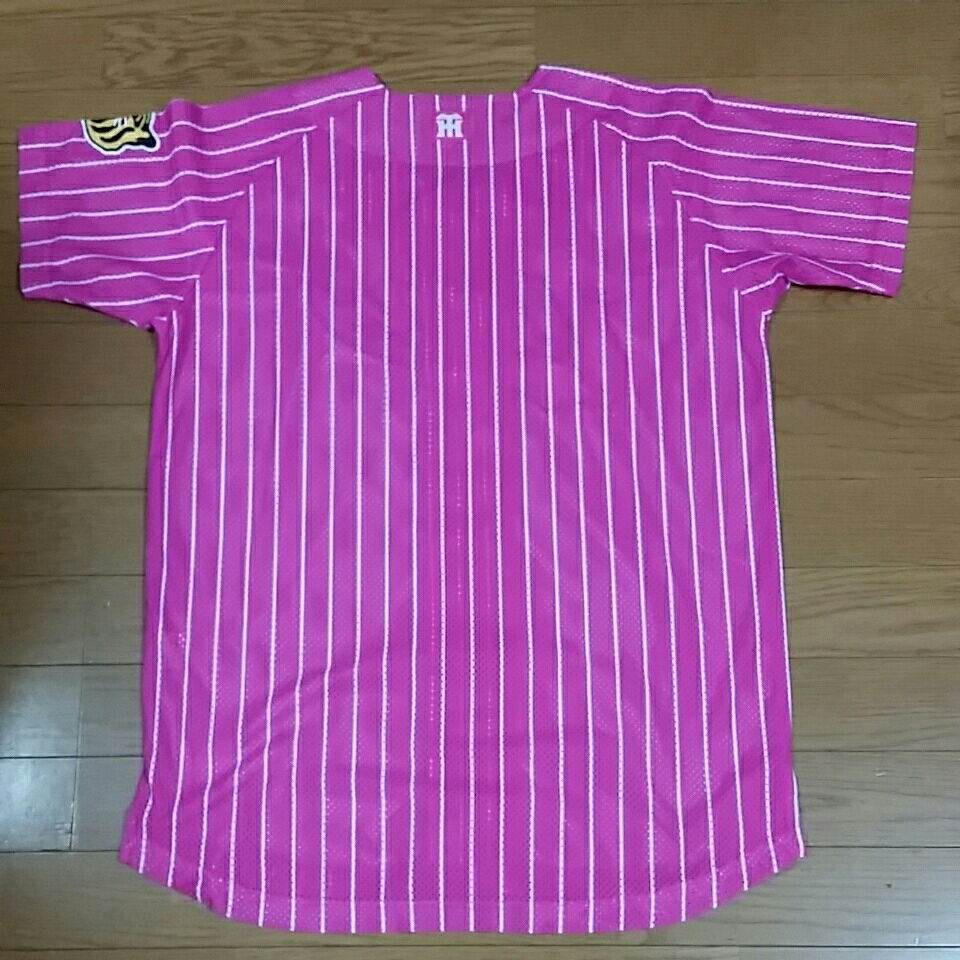 ヤフオク 阪神タイガース ピンク色限定品カラーユニフォー ヤフオク 阪神タイガース ピンク色限定品カラーユニフォー