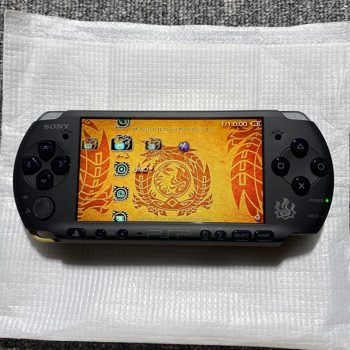 PSP PSP-3000 モンスターハンターポータブル 3rd ハンターズ PSP PSP-3000 モンスターハンターポータブル 3rd ハンターズ