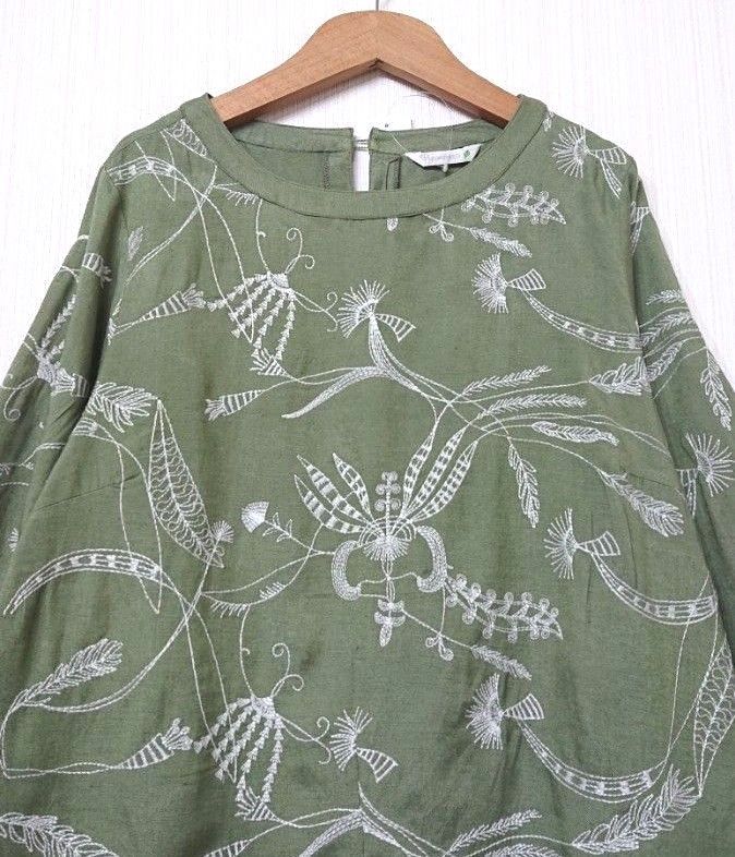 pyumosso 刺繍 ブラウス M~Lサイズ カーキ|Yahoo!フリマ(旧 pyumosso 刺繍 ブラウス M~Lサイズ カーキ|Yahoo!フリマ(旧