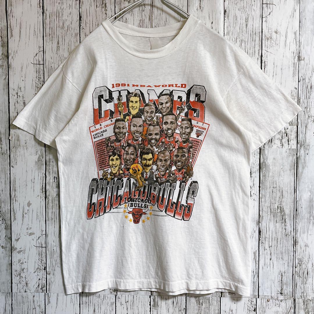 90's NBA シカゴブルズ ビンテージTシャツ L相当 アイボリー 90's NBA シカゴブルズ ビンテージTシャツ L相当 アイボリー