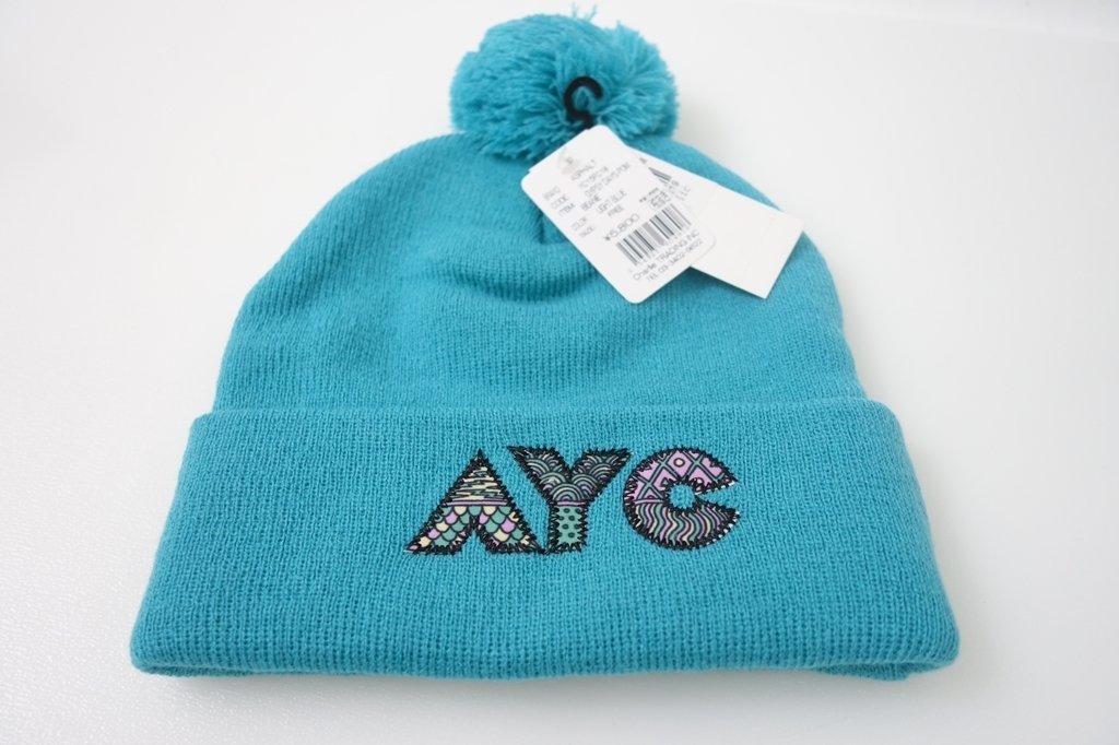 新品 タグ付き ASPHALT スノーボード GYPSY DAYS POM BEANIE フリーサイズ スキー 防寒具 ニット帽 LIGHT BLUE 帽子 #2_画像1