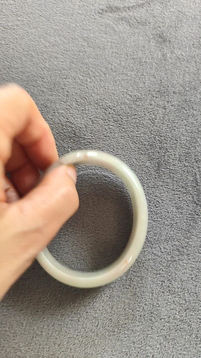 楕円型翡翠バングル