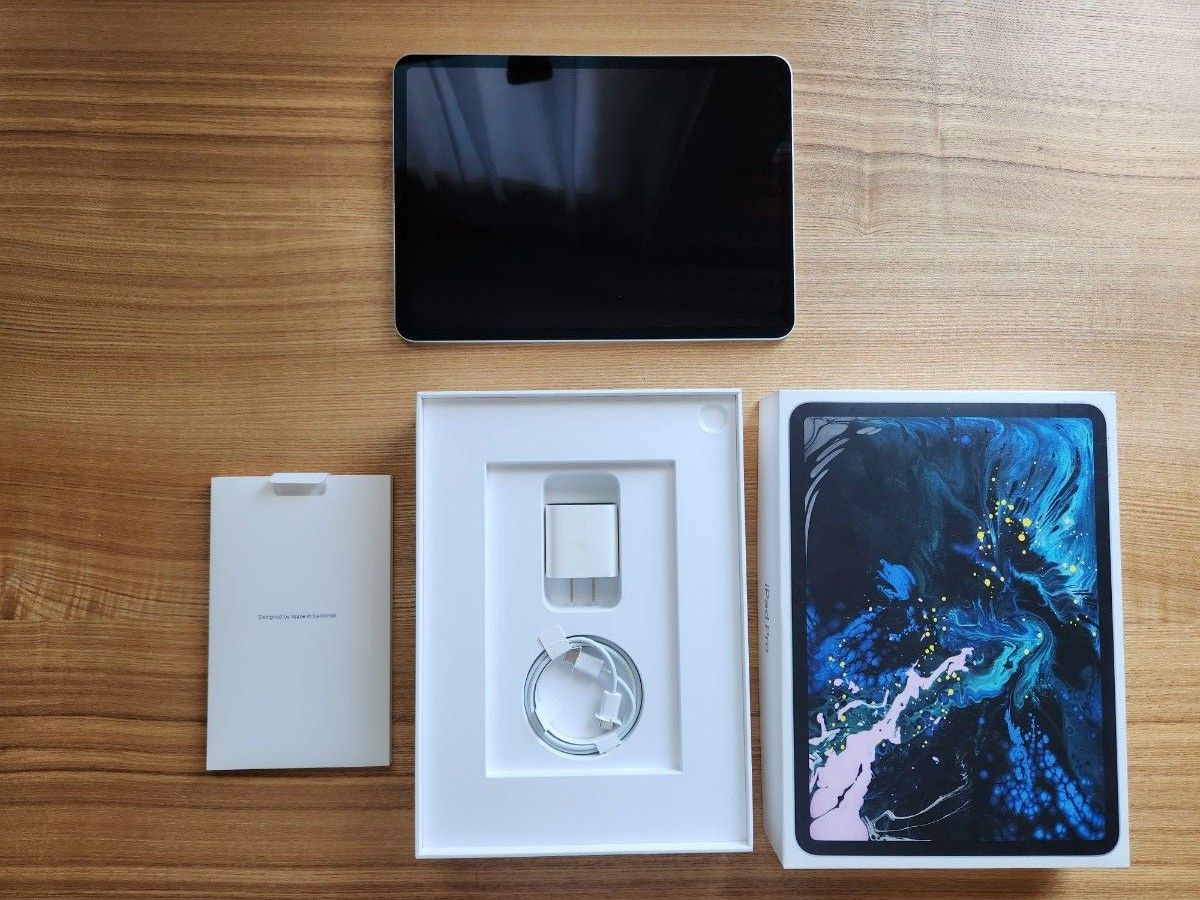 柔らかな質感の 64GB 第1世代 Pro iPad 11インチ SIMフリー Wi 柔らかな質感の 64GB 第1世代 Pro iPad 11インチ SIMフリー Wi