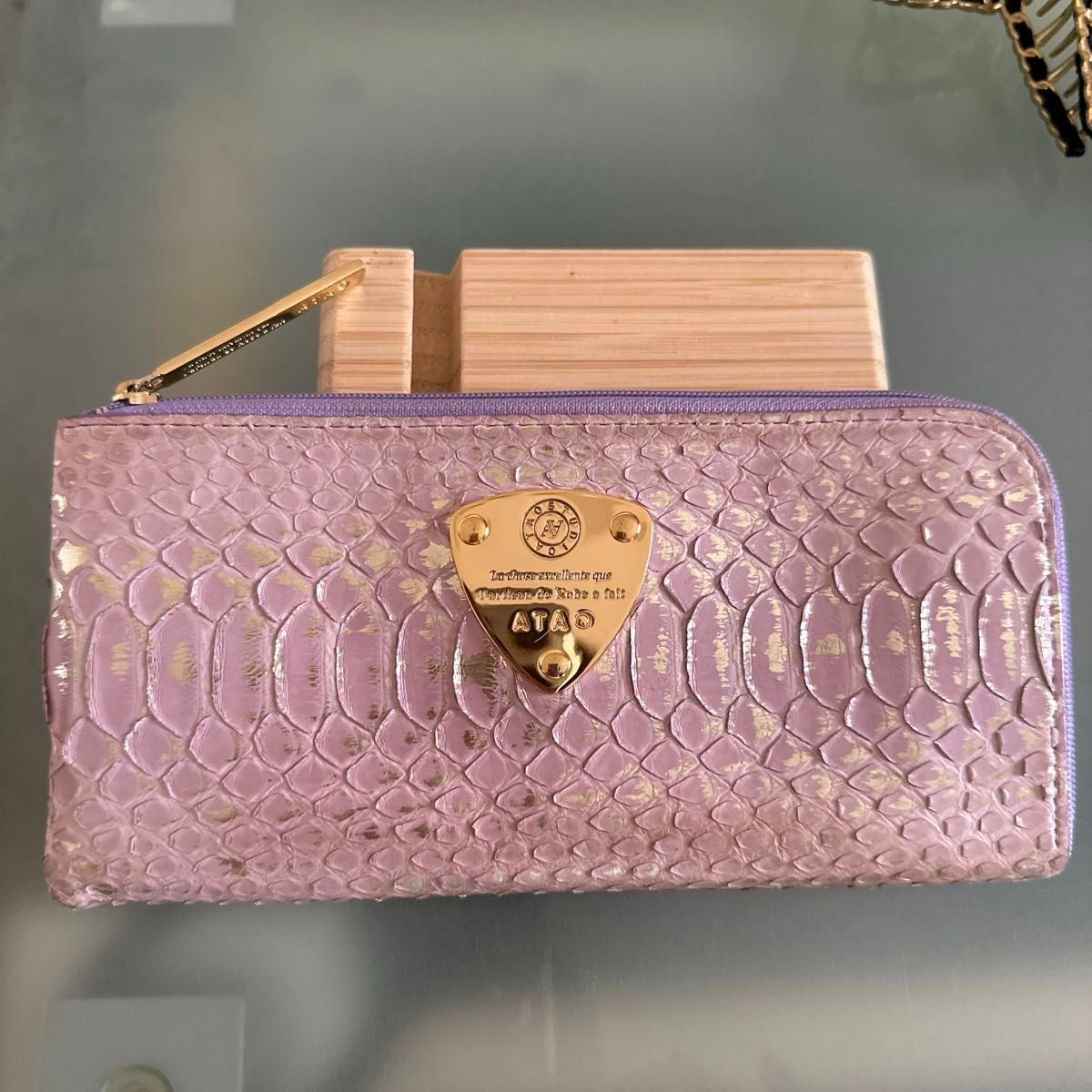 ATAO HAKU リモ パイソンリュクス 長財布 プラチナラベンダー ATAO HAKU リモ パイソンリュクス 長財布 プラチナラベンダー