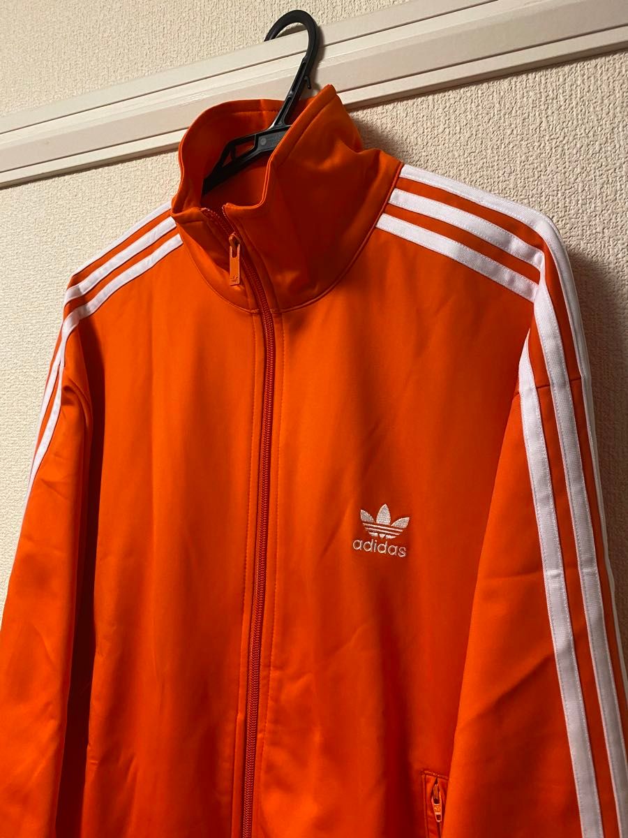新品未使用adidasアディダスオリジナルス トラックジャケット 新品未使用adidasアディダスオリジナルス トラックジャケット