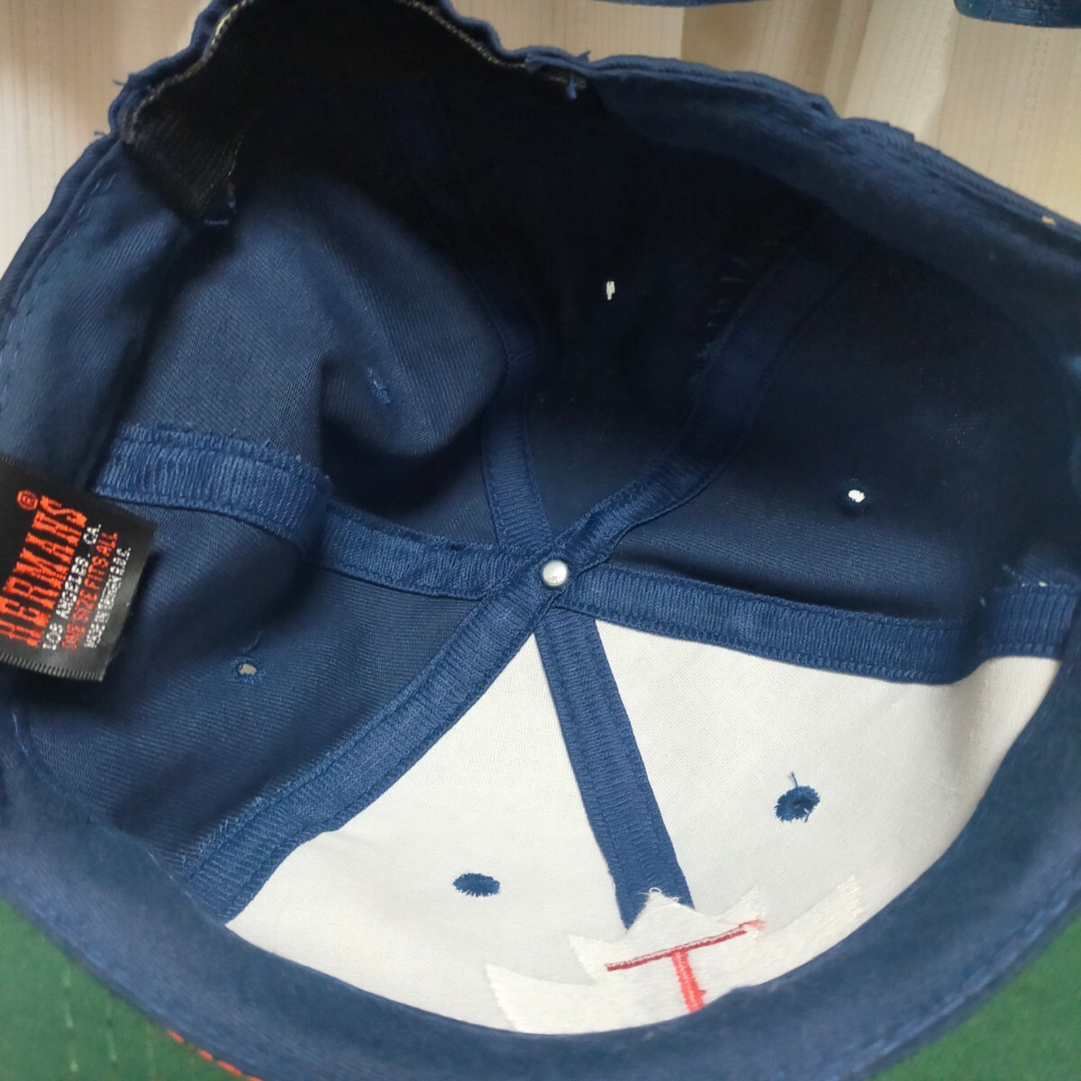 HERMANS ハーマンズ 6パネル ベースボールキャップ 帽子 T 刺繍 90s 台湾製 ワンサイズ ネイビー×レッド HERMANS ハーマンズ 6パネル ベースボールキャップ 帽子 T 刺繍 90s 台湾製 ワンサイズ ネイビー×レッド