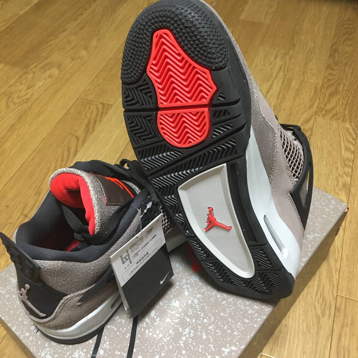 新品 未試着 26cm NIKE AIR JORDAN 4 RETRO TAUPE HAZE ナイキ 新品 未試着 26cm NIKE AIR JORDAN 4 RETRO TAUPE HAZE ナイキ
