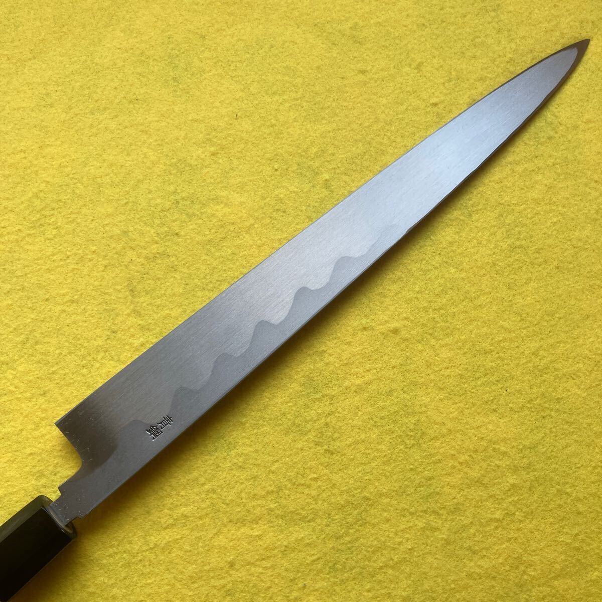 源泉正 柳刃刺身包丁 青鋼本霞 330mm 尺1寸 新品未使用 切味 源泉正 柳刃刺身包丁 青鋼本霞 330mm 尺1寸 新品未使用 切味