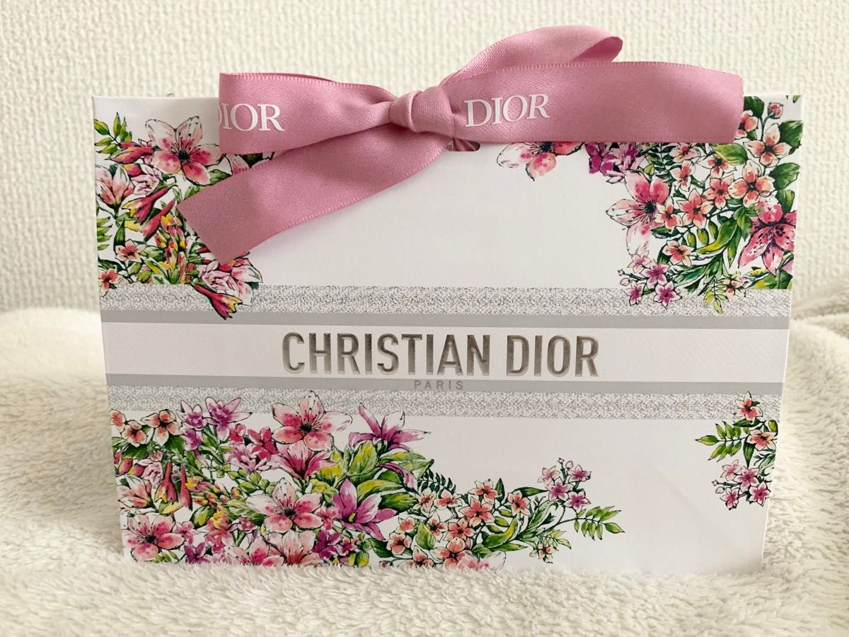 美品】Dior ディオール ギフトボックス ラッピング 包装 限定 美品】Dior ディオール ギフトボックス ラッピング 包装 限定