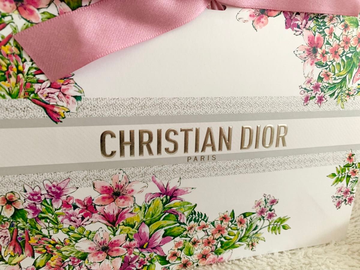 美品】Dior ディオール ギフトボックス ラッピング 包装 限定 美品】Dior ディオール ギフトボックス ラッピング 包装 限定