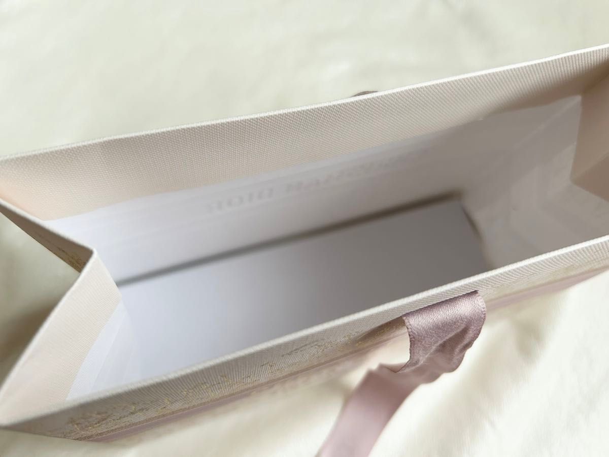 美品】Dior ディオール ギフトボックス ラッピング 包装 限定 美品】Dior ディオール ギフトボックス ラッピング 包装 限定