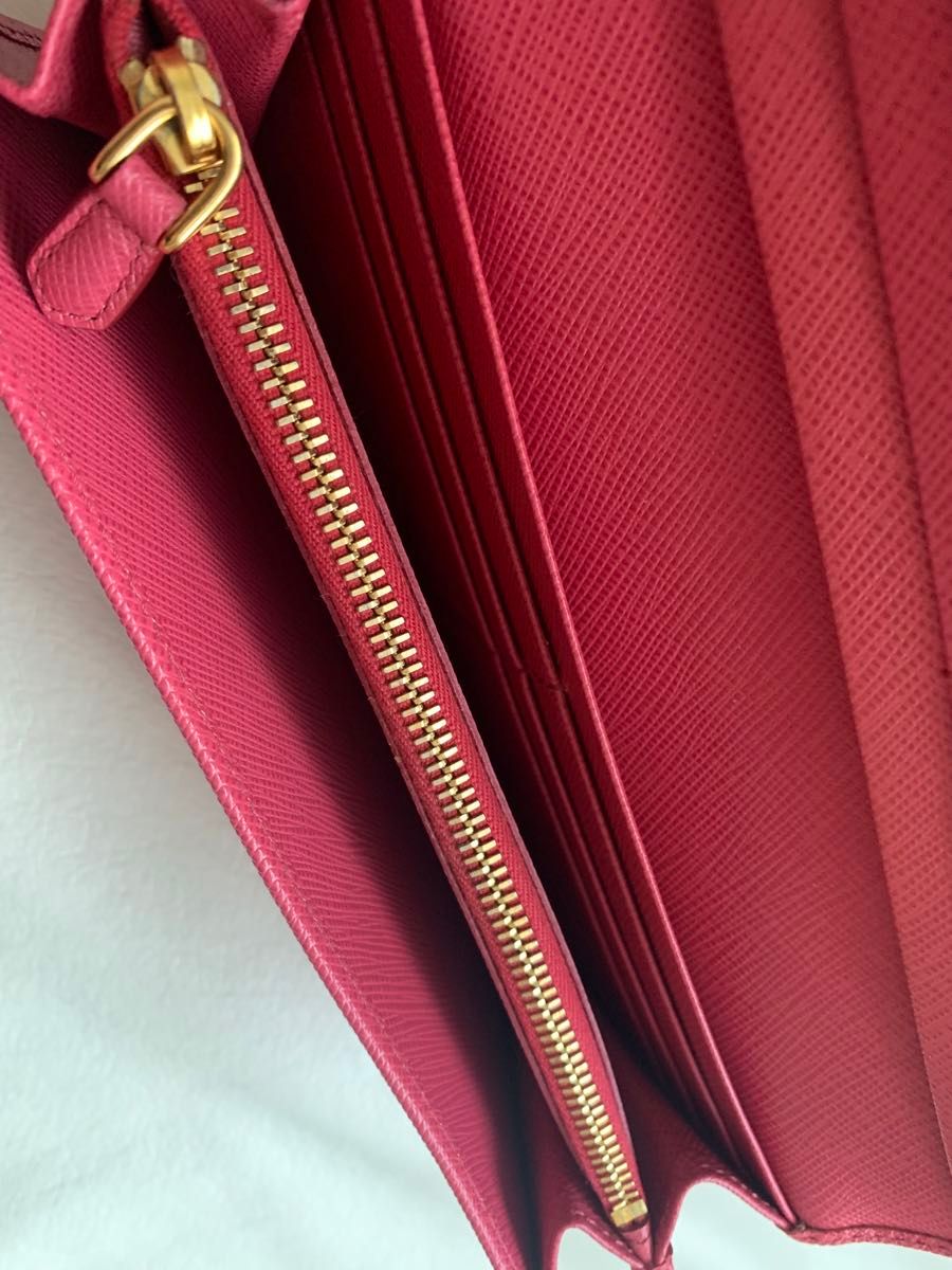 正規品】PRADA プラダ サフィアーノ 二つ折り長財布 リボン 正規品】PRADA プラダ サフィアーノ 二つ折り長財布 リボン