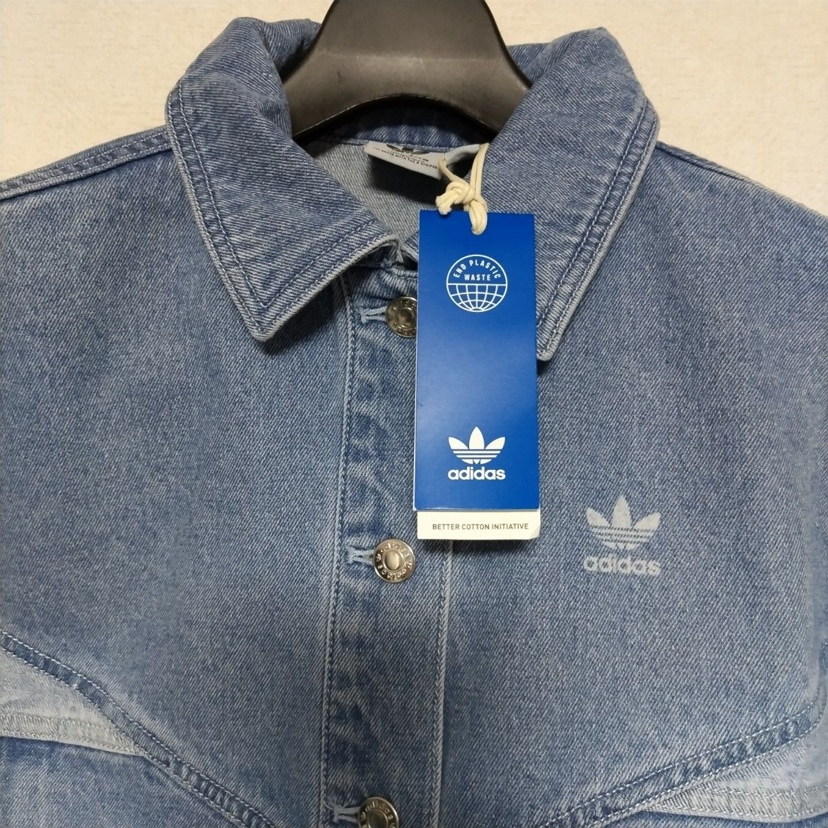 新品タグ付き adidas アディダス DENIM TRACK JACKET デニム 新品タグ付き adidas アディダス DENIM TRACK JACKET デニム