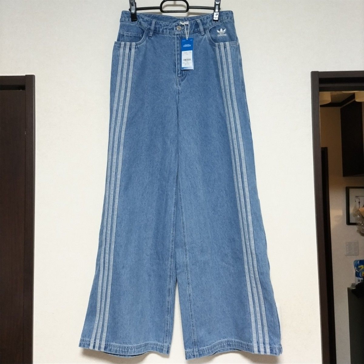 新品タグ付き adidas アディダス NEUTRAL COURT DENIM PANT 新品タグ付き adidas アディダス NEUTRAL COURT DENIM PANT