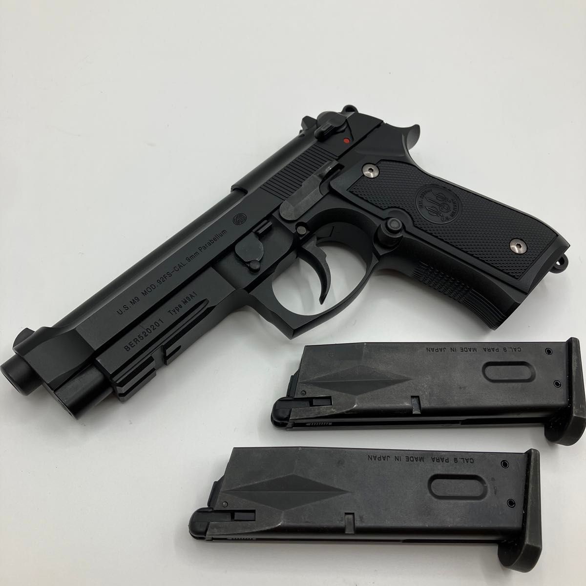 美品 スペアマガジン付 東京 マルイ ガス ブローバック M9A1 美品 スペアマガジン付 東京 マルイ ガス ブローバック M9A1