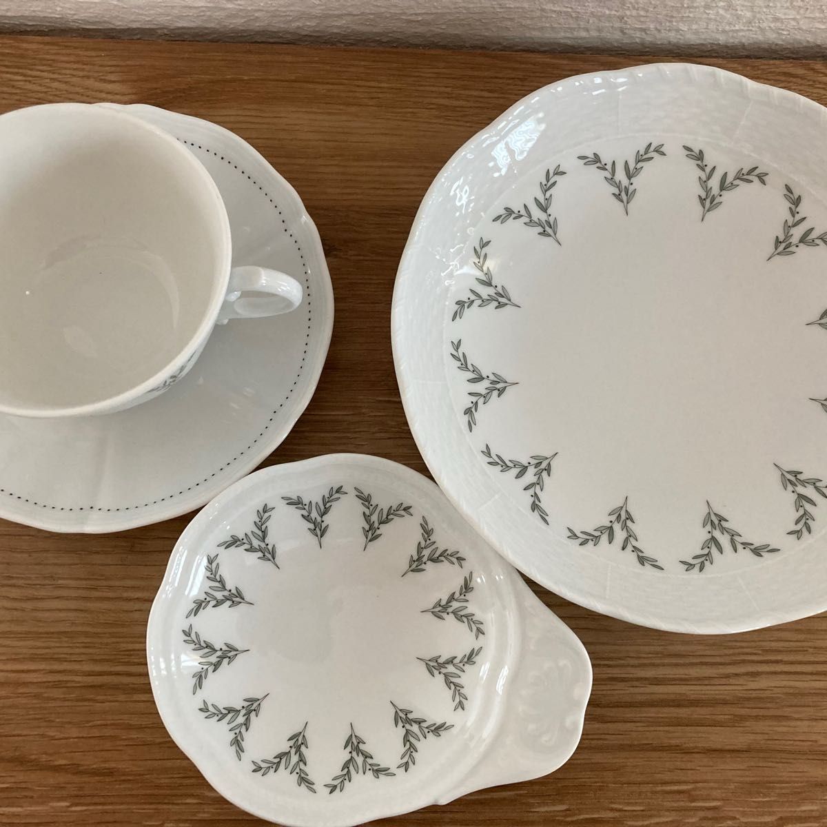 リチャードジノリ ミナペルホネン 皆川明 オリーブ オリーヴァ リチャードジノリ ミナペルホネン 皆川明 オリーブ オリーヴァ