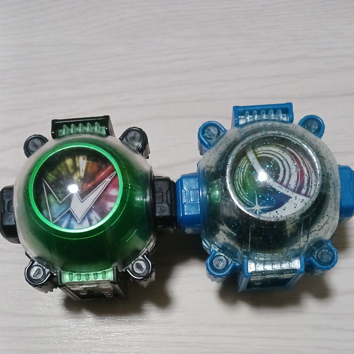 仮面ライダーゴースト アイコン2個セット 中古美品 送料無料 仮面ライダーゴースト アイコン2個セット 中古美品 送料無料