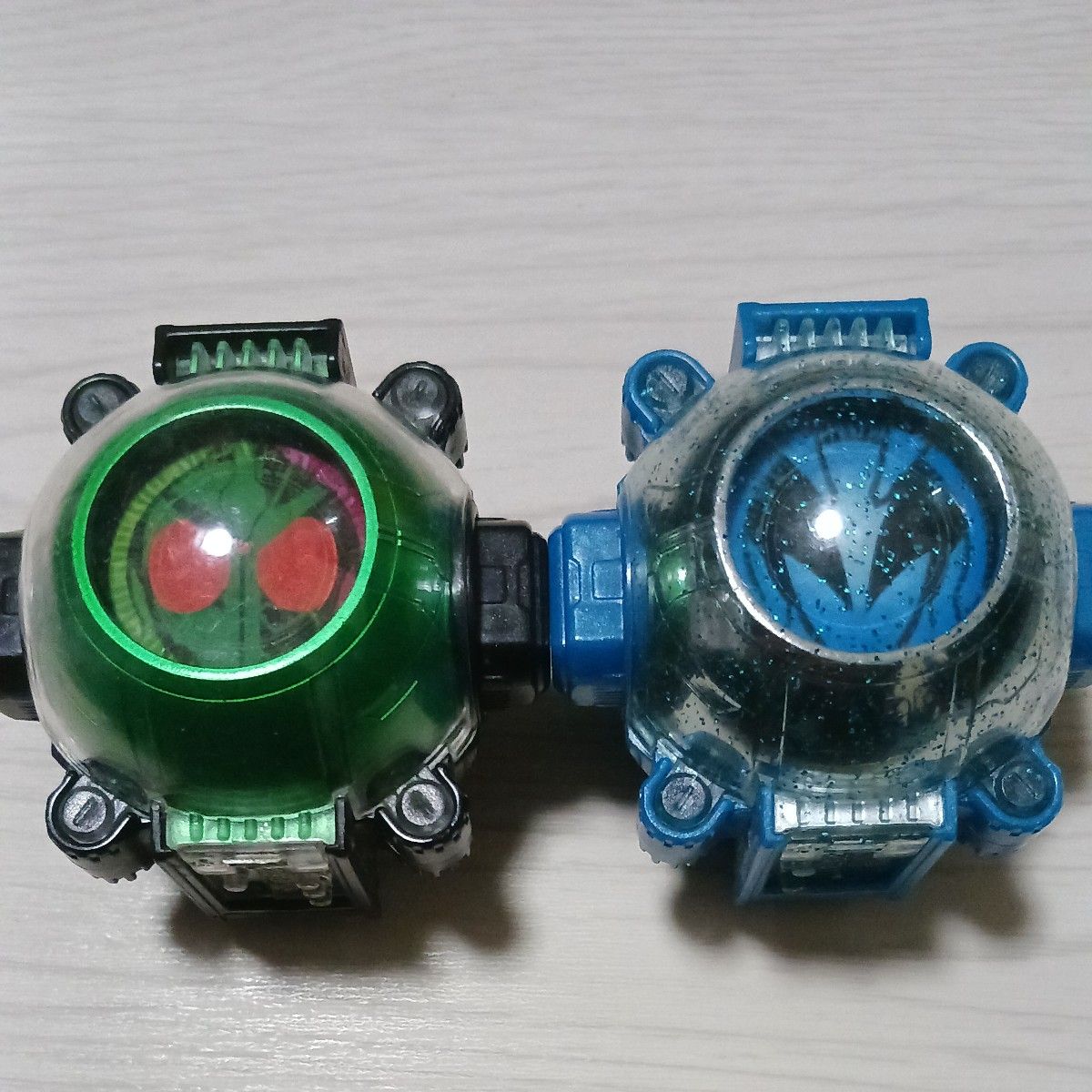 仮面ライダーゴースト アイコン2個セット 中古美品 送料無料 仮面ライダーゴースト アイコン2個セット 中古美品 送料無料