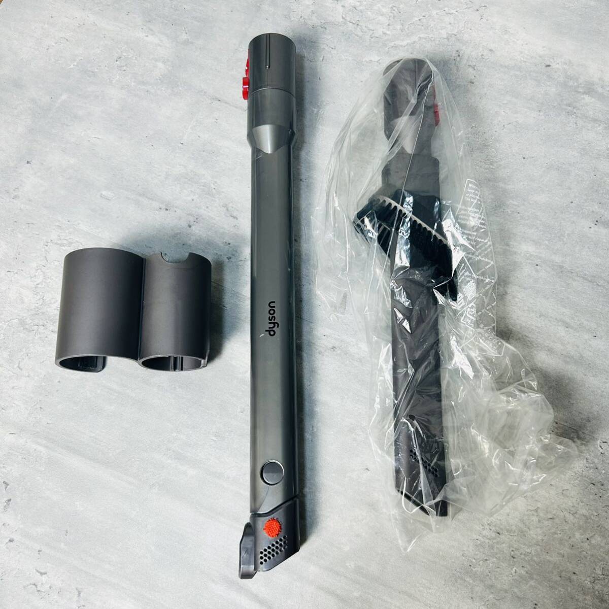 美品 ダイソン 掃除機 CY29 V4 デジタルアブソリュート 付属品 美品 ダイソン 掃除機 CY29 V4 デジタルアブソリュート 付属品