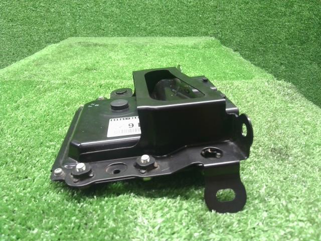 コペン DBA-LA400K エンジンコンピューター ECU 89560-B2G10 コペン DBA-LA400K エンジンコンピューター ECU 89560-B2G10