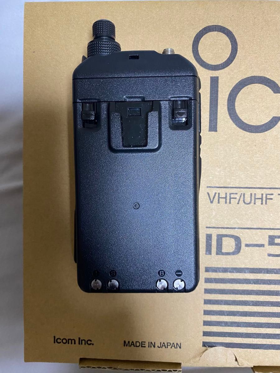 少し値下げしました ICOM ID-50 + LC-202 + HM-266LS 中古美品 少し値下げしました ICOM ID-50 + LC-202 + HM-266LS 中古美品