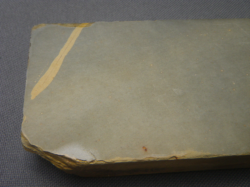 天然 砥石 仕上砥石 198x71x20mm 693g 砥師 ナイフ 日本剃刀 天然 砥石 仕上砥石 198x71x20mm 693g 砥師 ナイフ 日本剃刀